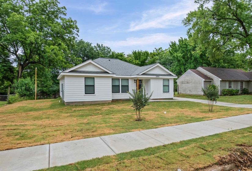 3896 CHRISTINE GARDEN RD, Memphis, Tennessee 38118, 4 Bedroom Bedrooms, 4 Room Rooms,2 BathroomBathrooms,Residential,For Sale,CHRISTINE GARDEN,0,10221201