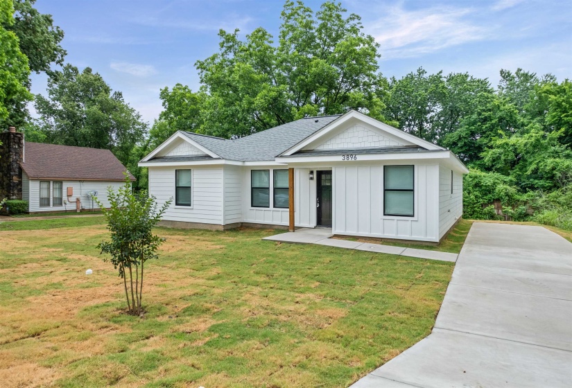 3896 CHRISTINE GARDEN RD, Memphis, Tennessee 38118, 4 Bedroom Bedrooms, 4 Room Rooms,2 BathroomBathrooms,Residential,For Sale,CHRISTINE GARDEN,0,10221201