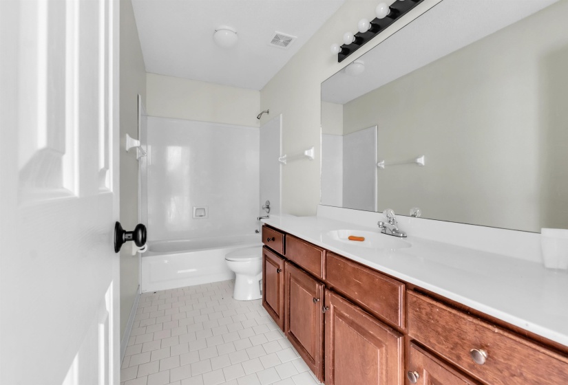 7563 CORDOVA CLUB DR, Cordova, Tennessee 38018, 4 Bedroom Bedrooms, 3 Room Rooms,3 BathroomBathrooms,Residential,For Sale,CORDOVA CLUB,0,10213209