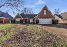 7563 CORDOVA CLUB DR, Cordova, Tennessee 38018, 4 Bedroom Bedrooms, 3 Room Rooms,3 BathroomBathrooms,Residential,For Sale,CORDOVA CLUB,0,10213209