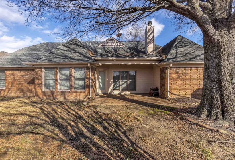 7563 CORDOVA CLUB DR, Cordova, Tennessee 38018, 4 Bedroom Bedrooms, 3 Room Rooms,3 BathroomBathrooms,Residential,For Sale,CORDOVA CLUB,0,10213209