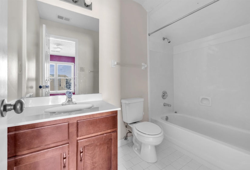 7563 CORDOVA CLUB DR, Cordova, Tennessee 38018, 4 Bedroom Bedrooms, 3 Room Rooms,3 BathroomBathrooms,Residential,For Sale,CORDOVA CLUB,0,10213209