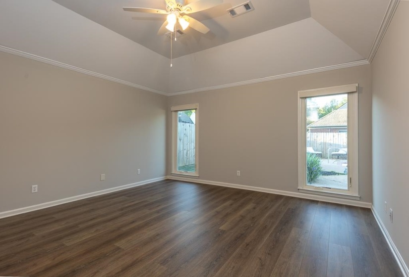 7483 MULLIGAN LN, Cordova, Tennessee 38018, 3 Bedroom Bedrooms, 6 Room Rooms,2 BathroomBathrooms,Residential,For Sale,MULLIGAN,0,10218975