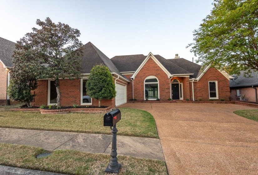 7483 MULLIGAN LN, Cordova, Tennessee 38018, 3 Bedroom Bedrooms, 6 Room Rooms,2 BathroomBathrooms,Residential,For Sale,MULLIGAN,0,10218975