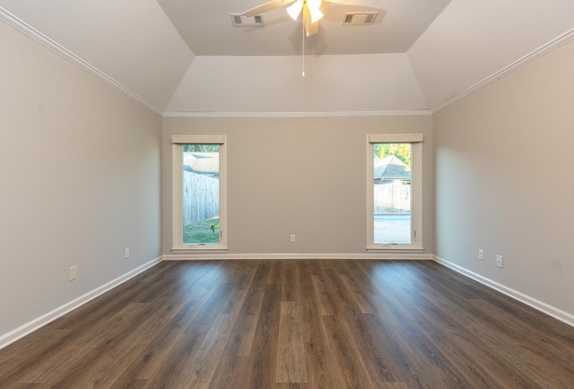 7483 MULLIGAN LN, Cordova, Tennessee 38018, 3 Bedroom Bedrooms, 6 Room Rooms,2 BathroomBathrooms,Residential,For Sale,MULLIGAN,0,10218975
