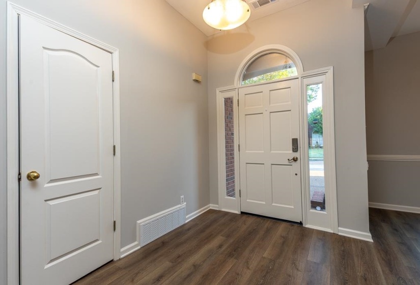 7483 MULLIGAN LN, Cordova, Tennessee 38018, 3 Bedroom Bedrooms, 6 Room Rooms,2 BathroomBathrooms,Residential,For Sale,MULLIGAN,0,10218975