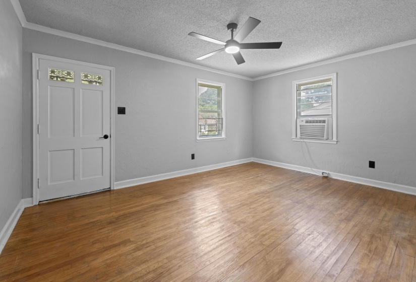 1355 DORIS AVE, Memphis, Tennessee 38106, 3 Bedroom Bedrooms, 6 Room Rooms,1 BathroomBathrooms,Residential,For Sale,DORIS,0,10226747