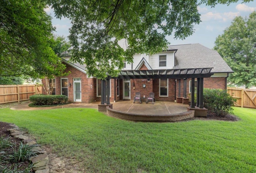3076 STEEPLEGATE DR, Germantown, Tennessee 38138, 4 Bedroom Bedrooms, 10 Room Rooms,3.1 BathroomBathrooms,Residential,For Sale,STEEPLEGATE,0,10226335