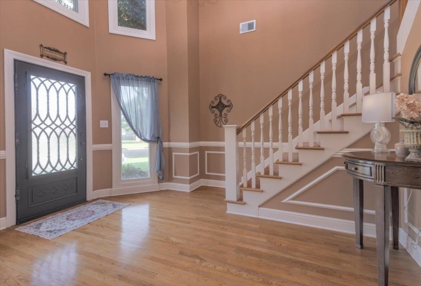 3076 STEEPLEGATE DR, Germantown, Tennessee 38138, 4 Bedroom Bedrooms, 10 Room Rooms,3.1 BathroomBathrooms,Residential,For Sale,STEEPLEGATE,0,10226335
