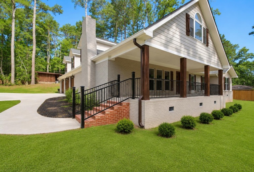 1104 PEARL ST, Iuka, Mississippi 38852, 4 Bedroom Bedrooms, 13 Room Rooms,4 BathroomBathrooms,Residential,For Sale,PEARL,0,10228047