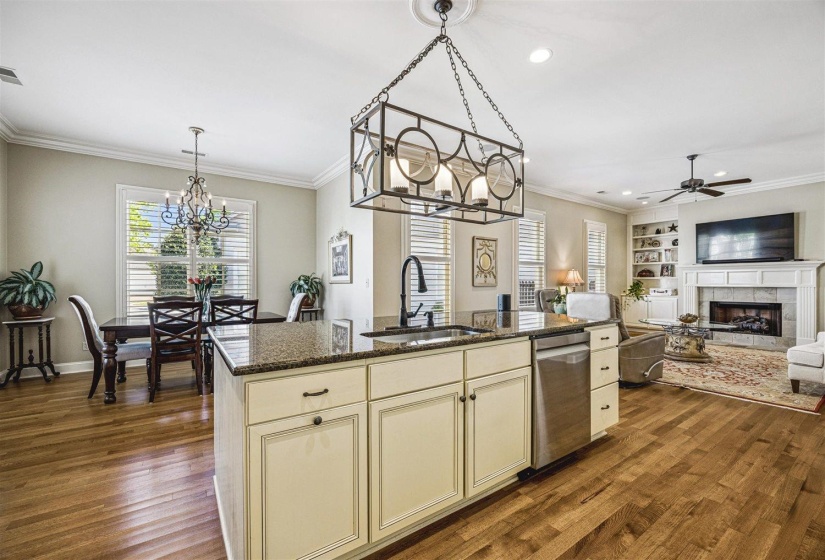 1897 PENSHURST DR, Collierville, Tennessee 38017, 4 Bedroom Bedrooms, 8 Room Rooms,3.1 BathroomBathrooms,Residential,For Sale,PENSHURST,0,10218751