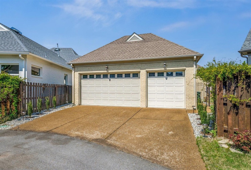 1897 PENSHURST DR, Collierville, Tennessee 38017, 4 Bedroom Bedrooms, 8 Room Rooms,3.1 BathroomBathrooms,Residential,For Sale,PENSHURST,0,10218751