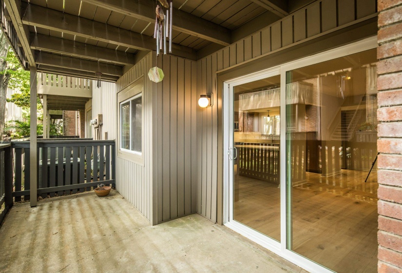 742 HEDGEGROVE DR, Memphis, Tennessee 38117, 2 Bedroom Bedrooms, 5 Room Rooms,1.1 BathroomBathrooms,Residential,For Sale,HEDGEGROVE,0,10226609