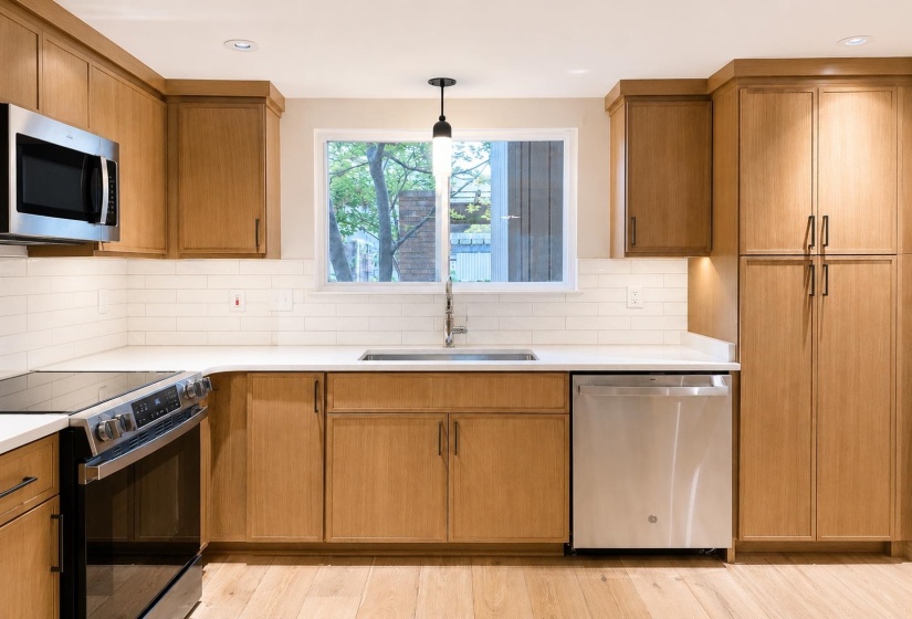 742 HEDGEGROVE DR, Memphis, Tennessee 38117, 2 Bedroom Bedrooms, 5 Room Rooms,1.1 BathroomBathrooms,Residential,For Sale,HEDGEGROVE,0,10226609
