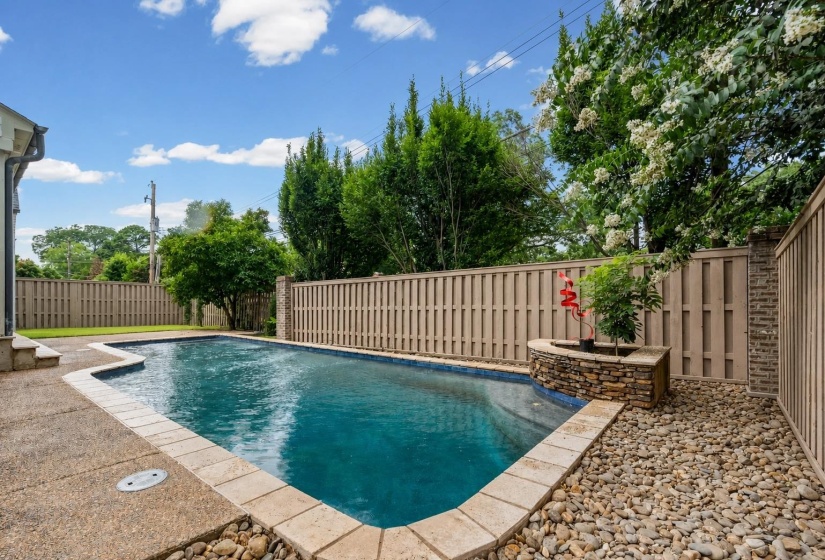 5272 WINESTONE CV, Memphis, Tennessee 38120, 5 Bedroom Bedrooms, 11 Room Rooms,7 BathroomBathrooms,Residential,For Sale,WINESTONE,0,10226140