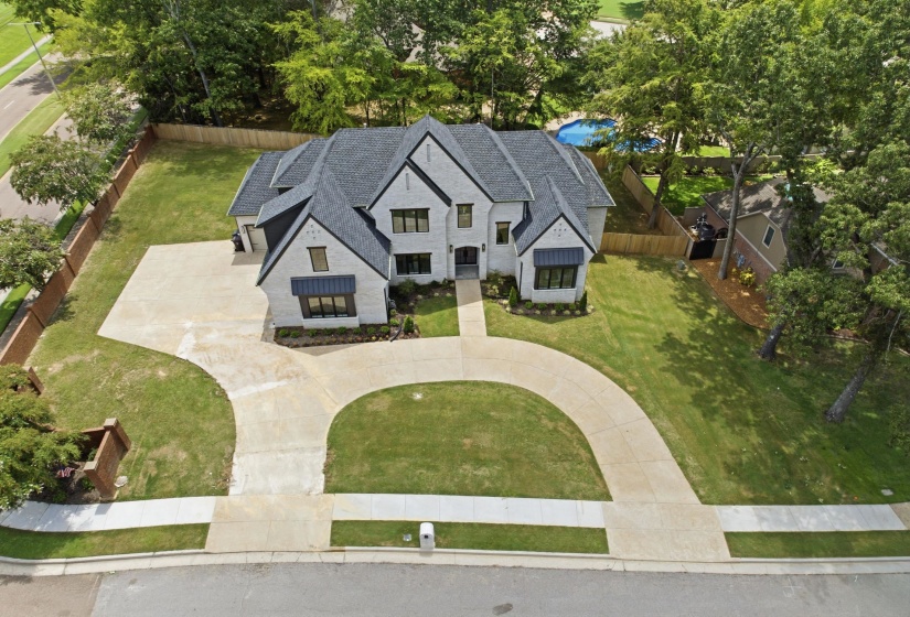 739 POLO RUN DR, Collierville, Tennessee 38017, 5 Bedroom Bedrooms, 9 Room Rooms,4.1 BathroomBathrooms,Residential,For Sale,POLO RUN,0,10224597