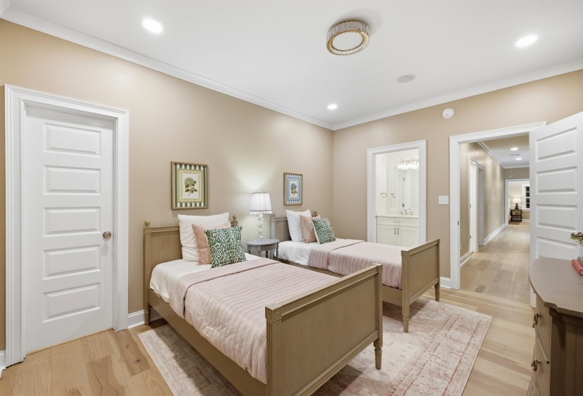 739 POLO RUN DR, Collierville, Tennessee 38017, 5 Bedroom Bedrooms, 9 Room Rooms,4.1 BathroomBathrooms,Residential,For Sale,POLO RUN,0,10224597