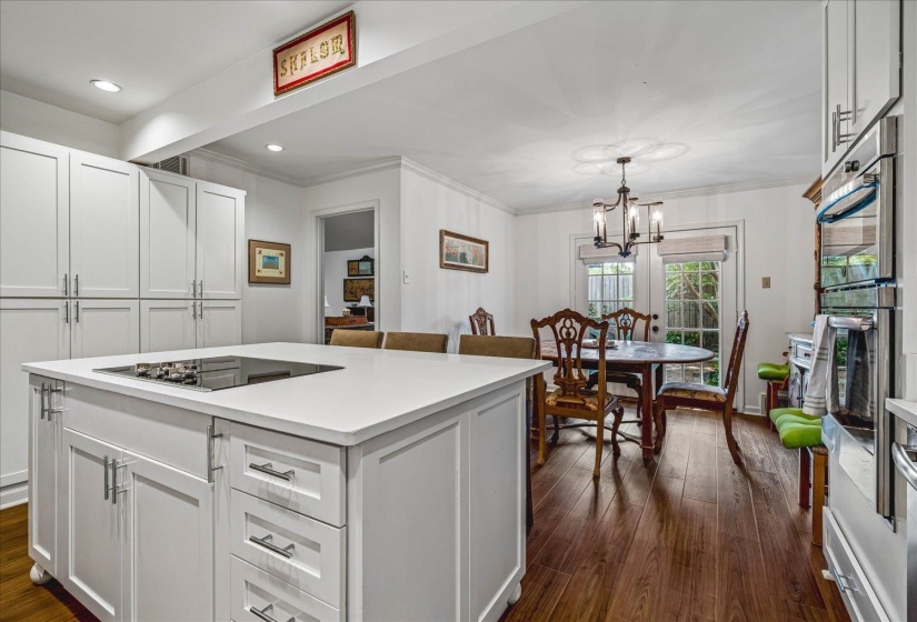 4725 MINT DR, Memphis, Tennessee 38117, 2 Bedroom Bedrooms, 6 Room Rooms,2.1 BathroomBathrooms,Residential,For Sale,MINT,0,10223833