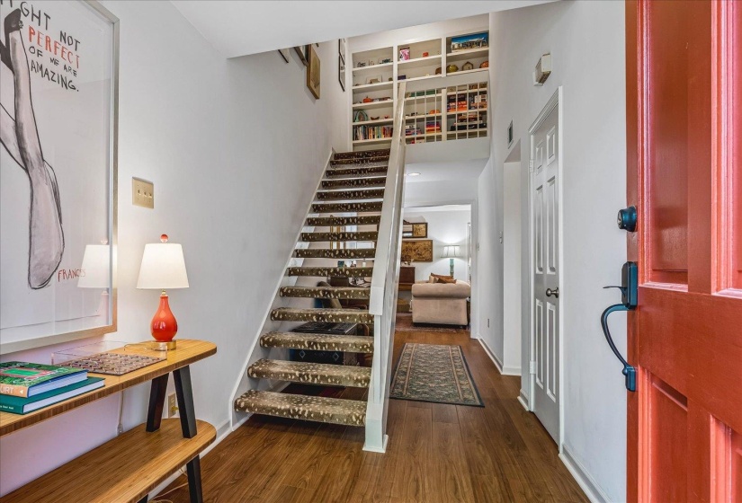4725 MINT DR, Memphis, Tennessee 38117, 2 Bedroom Bedrooms, 6 Room Rooms,2.1 BathroomBathrooms,Residential,For Sale,MINT,0,10223833