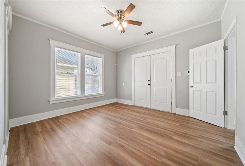 823 WATKINS ST, Memphis, Tennessee 38107, 4 Bedroom Bedrooms, 8 Room Rooms,2 BathroomBathrooms,Residential,For Sale,WATKINS,0,10226267