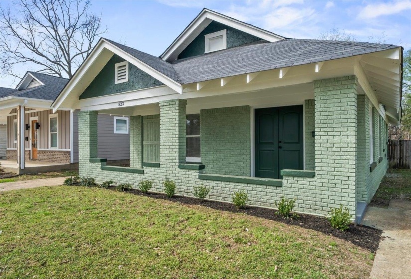 823 WATKINS ST, Memphis, Tennessee 38107, 4 Bedroom Bedrooms, 8 Room Rooms,2 BathroomBathrooms,Residential,For Sale,WATKINS,0,10226267