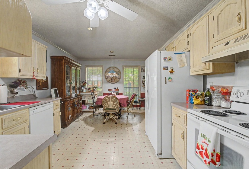 505 VAUGHN RD, Memphis, Tennessee 38122, 3 Bedroom Bedrooms, 3 Room Rooms,2 BathroomBathrooms,Residential,For Sale,VAUGHN,0,10226986