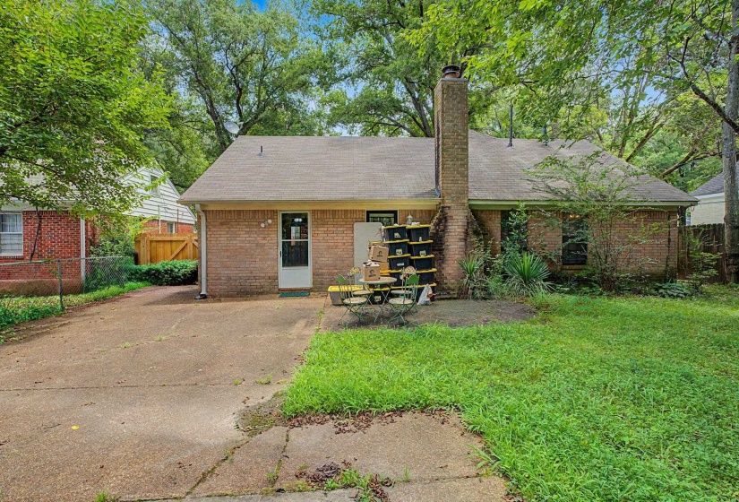 505 VAUGHN RD, Memphis, Tennessee 38122, 3 Bedroom Bedrooms, 3 Room Rooms,2 BathroomBathrooms,Residential,For Sale,VAUGHN,0,10226986