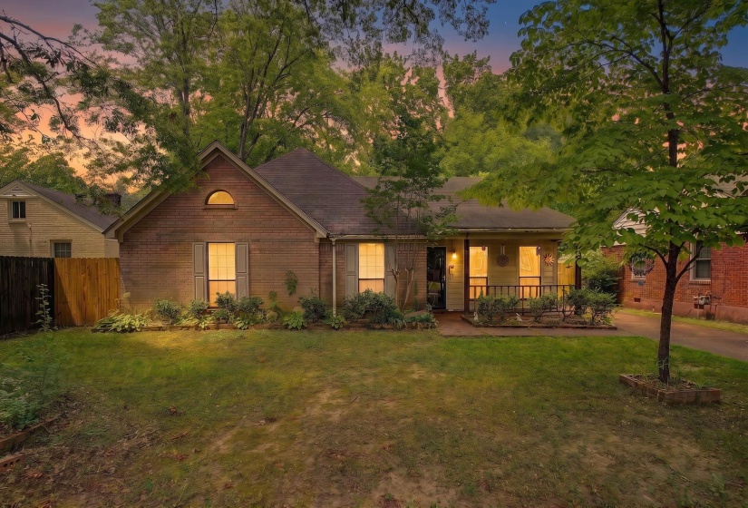 505 VAUGHN RD, Memphis, Tennessee 38122, 3 Bedroom Bedrooms, 3 Room Rooms,2 BathroomBathrooms,Residential,For Sale,VAUGHN,0,10226986