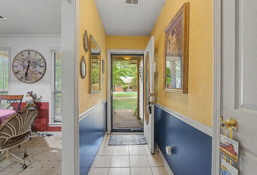 505 VAUGHN RD, Memphis, Tennessee 38122, 3 Bedroom Bedrooms, 3 Room Rooms,2 BathroomBathrooms,Residential,For Sale,VAUGHN,0,10226986