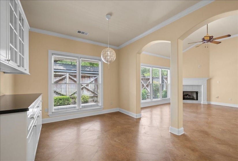 4944 PRINCETON GROVE CV, Memphis, Tennessee 38117, 4 Bedroom Bedrooms, 7 Room Rooms,3 BathroomBathrooms,Residential,For Sale,PRINCETON GROVE,0,10226758