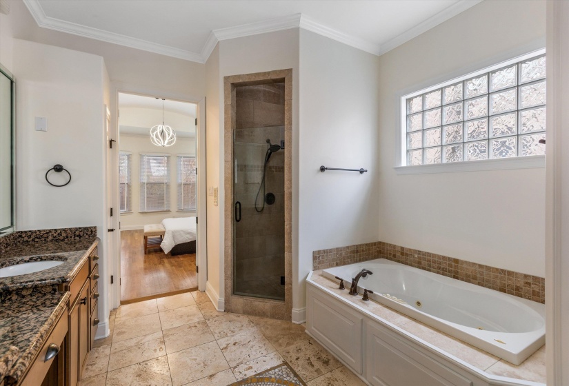 1555 LAWTON TRL, Germantown, Tennessee 38138, 5 Bedroom Bedrooms, 10 Room Rooms,3.1 BathroomBathrooms,Residential,For Sale,LAWTON,0,10226357