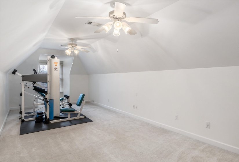 1555 LAWTON TRL, Germantown, Tennessee 38138, 5 Bedroom Bedrooms, 10 Room Rooms,3.1 BathroomBathrooms,Residential,For Sale,LAWTON,0,10226357