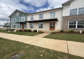 3047 PORTAGE DR, Bartlett, Tennessee 38135, 3 Bedroom Bedrooms, 7 Room Rooms,2.1 BathroomBathrooms,Residential,For Sale,PORTAGE,0,10226451 3047 PORTAGE DR, Bartlett, Tennessee 38135, 3 Bedroom Bedrooms, 7 Room Rooms,2.1 BathroomBathrooms,Residential,For Sale,PORTAGE,0,10226451