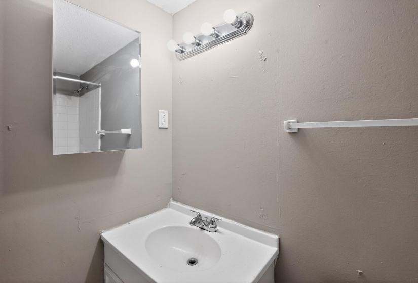 4286 TONAWANDA ST, Memphis, Tennessee 38109, 3 Bedroom Bedrooms, 6 Room Rooms,1.2 BathroomBathrooms,Residential,For Sale,TONAWANDA,0,10219852