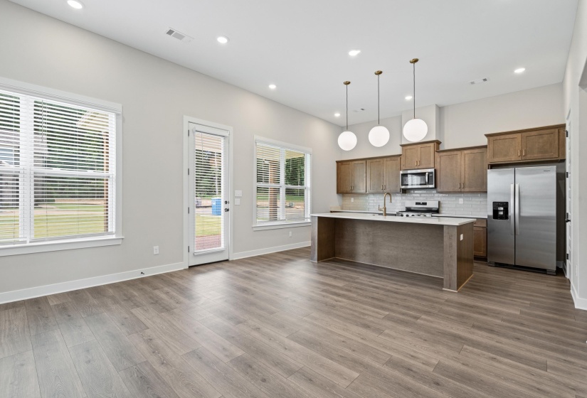7059 WALKER FARMS DR, Bartlett, Tennessee 38002, 4 Bedroom Bedrooms, 11 Room Rooms,3 BathroomBathrooms,Residential,For Sale,WALKER FARMS,0,10218119