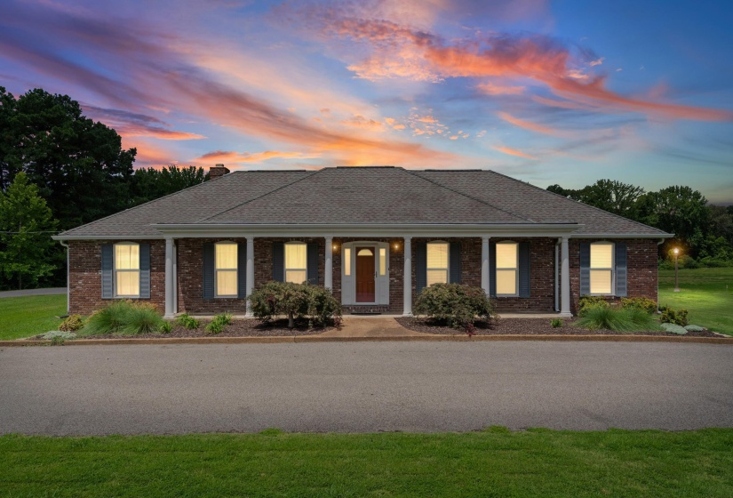 123 MALONE RD, Hernando, Mississippi 38632, 4 Bedroom Bedrooms, 10 Room Rooms,2.1 BathroomBathrooms,Residential,For Sale,MALONE,0,10226297