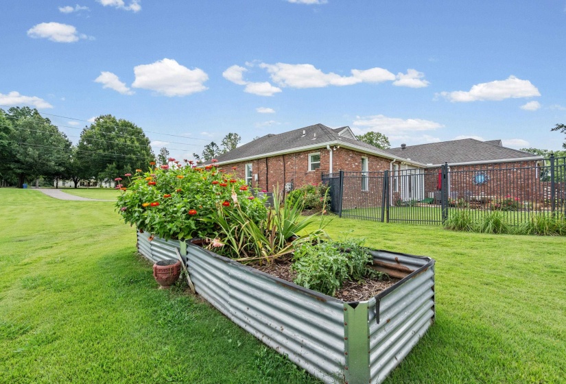 123 MALONE RD, Hernando, Mississippi 38632, 4 Bedroom Bedrooms, 10 Room Rooms,2.1 BathroomBathrooms,Residential,For Sale,MALONE,0,10226297