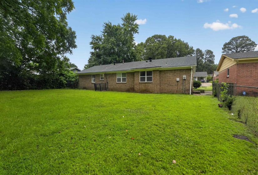 3152 MACKHAM AVE, Memphis, Tennessee 38118, 3 Bedroom Bedrooms, 7 Room Rooms,2 BathroomBathrooms,Residential,For Sale,MACKHAM,0,10222017
