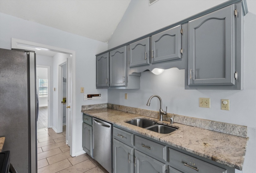 5364 MEADOW CROSS DR, Memphis, Tennessee 38141, 3 Bedroom Bedrooms, 7 Room Rooms,2 BathroomBathrooms,Residential,For Sale,MEADOW CROSS,0,10223089