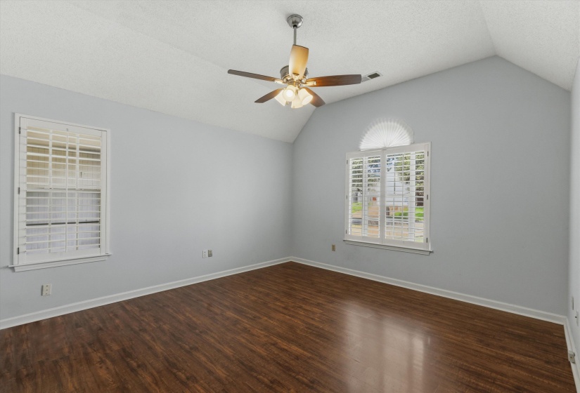 5364 MEADOW CROSS DR, Memphis, Tennessee 38141, 3 Bedroom Bedrooms, 7 Room Rooms,2 BathroomBathrooms,Residential,For Sale,MEADOW CROSS,0,10223089