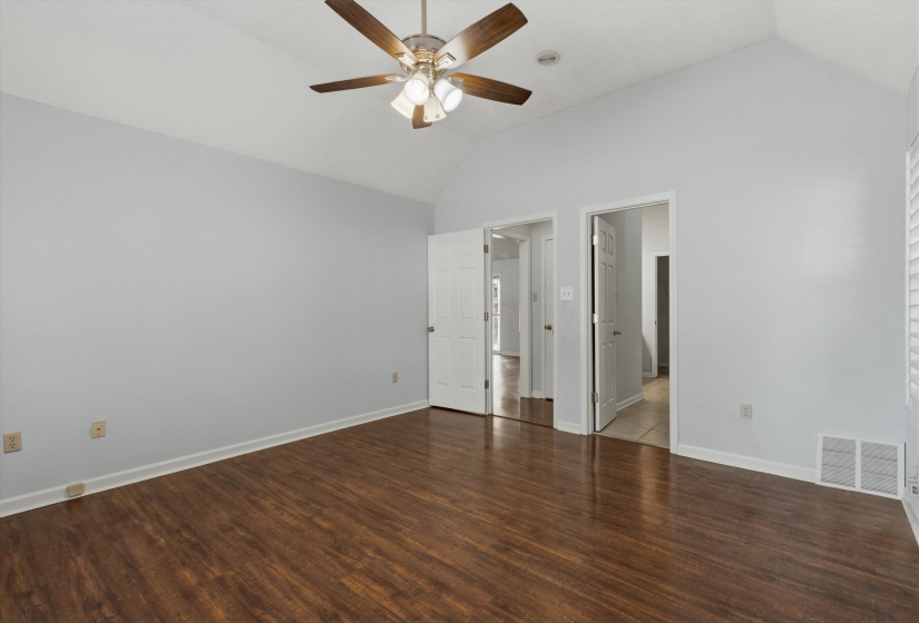 5364 MEADOW CROSS DR, Memphis, Tennessee 38141, 3 Bedroom Bedrooms, 7 Room Rooms,2 BathroomBathrooms,Residential,For Sale,MEADOW CROSS,0,10223089