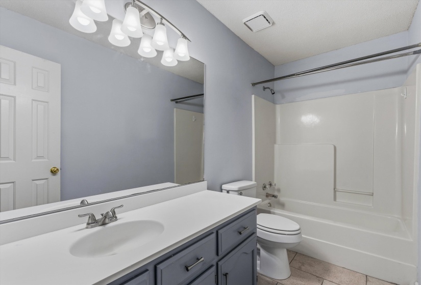 5364 MEADOW CROSS DR, Memphis, Tennessee 38141, 3 Bedroom Bedrooms, 7 Room Rooms,2 BathroomBathrooms,Residential,For Sale,MEADOW CROSS,0,10223089