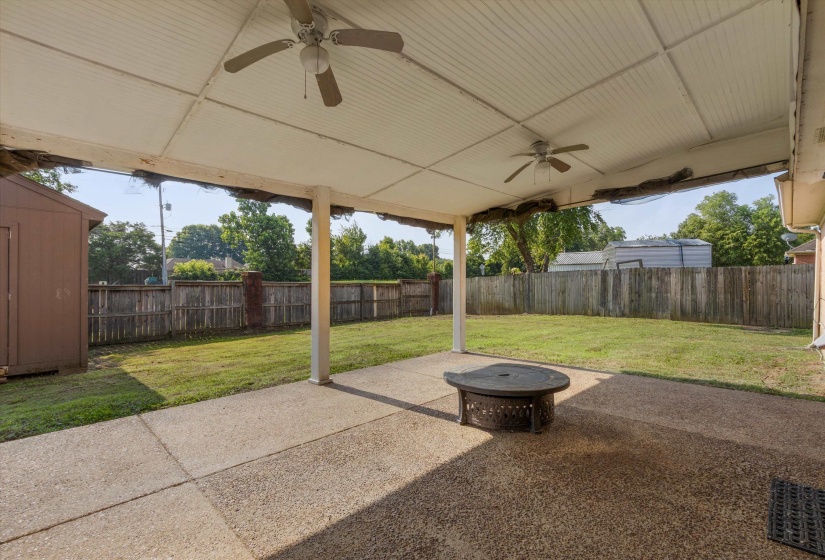 5364 MEADOW CROSS DR, Memphis, Tennessee 38141, 3 Bedroom Bedrooms, 7 Room Rooms,2 BathroomBathrooms,Residential,For Sale,MEADOW CROSS,0,10223089