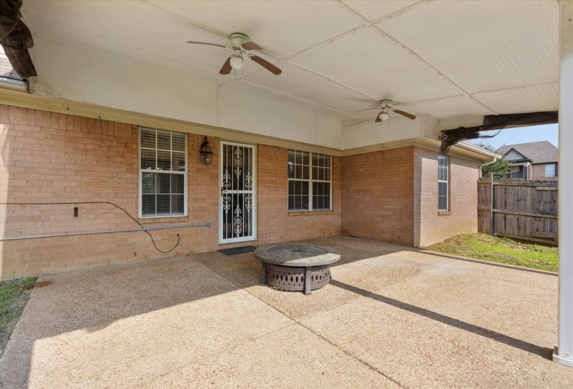 5364 MEADOW CROSS DR, Memphis, Tennessee 38141, 3 Bedroom Bedrooms, 7 Room Rooms,2 BathroomBathrooms,Residential,For Sale,MEADOW CROSS,0,10223089