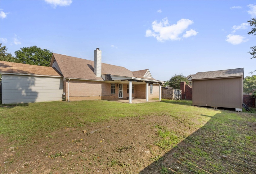 5364 MEADOW CROSS DR, Memphis, Tennessee 38141, 3 Bedroom Bedrooms, 7 Room Rooms,2 BathroomBathrooms,Residential,For Sale,MEADOW CROSS,0,10223089