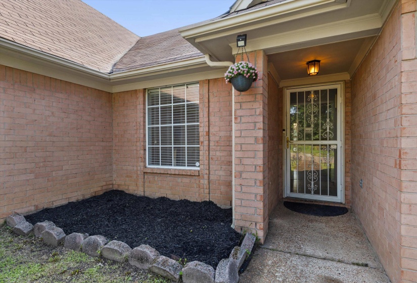 5364 MEADOW CROSS DR, Memphis, Tennessee 38141, 3 Bedroom Bedrooms, 7 Room Rooms,2 BathroomBathrooms,Residential,For Sale,MEADOW CROSS,0,10223089