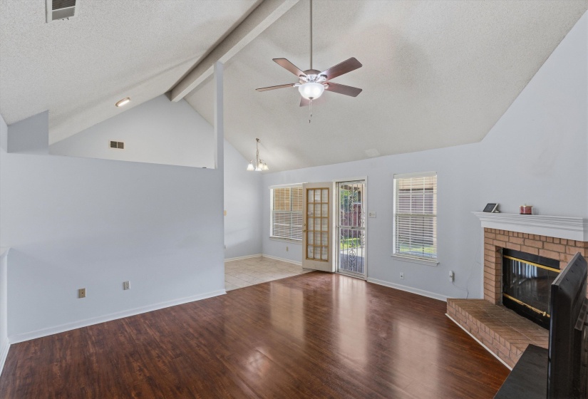 5364 MEADOW CROSS DR, Memphis, Tennessee 38141, 3 Bedroom Bedrooms, 7 Room Rooms,2 BathroomBathrooms,Residential,For Sale,MEADOW CROSS,0,10223089