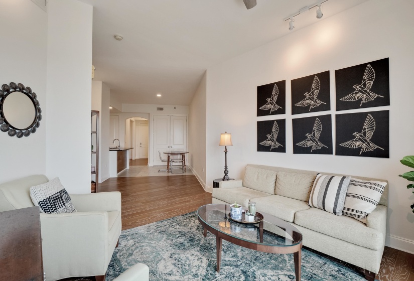 717 RIVERSIDE DR, Memphis, Tennessee 38103, 1 Bedroom Bedrooms, 5 Room Rooms,2 BathroomBathrooms,Residential,For Sale,RIVERSIDE,0,10225949