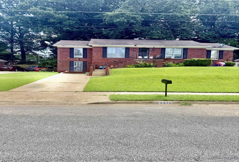 3370 BROOKMEADE ST, Memphis, Tennessee 38127, 3 Bedroom Bedrooms, 8 Room Rooms,2 BathroomBathrooms,Residential,For Sale,BROOKMEADE,0,10226443