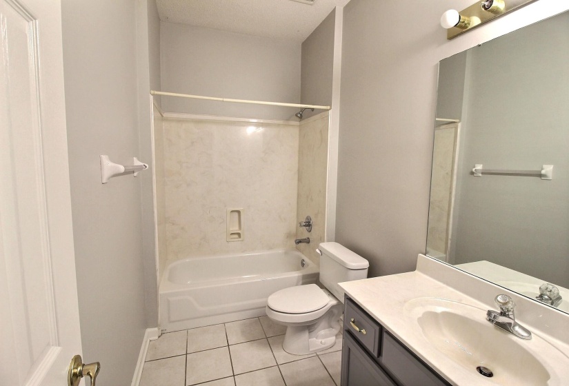 1595 COLEHERNE CV, Collierville, Tennessee 38017, 5 Bedroom Bedrooms, 9 Room Rooms,3.1 BathroomBathrooms,Residential,For Sale,COLEHERNE,0,10226223